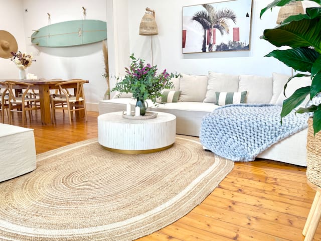 Stunning Beach House 300m to the Sand