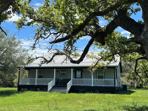 Round Top Four Bedroom Guest House