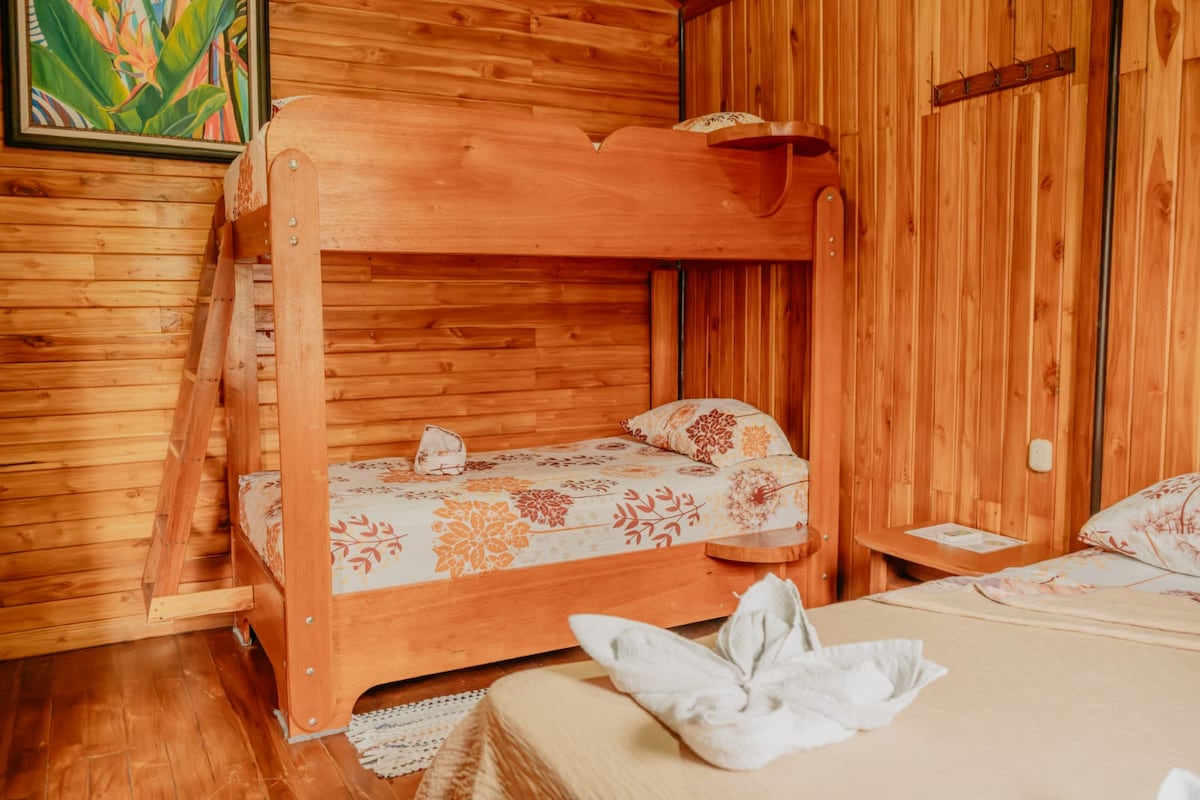 საძინებელი 1