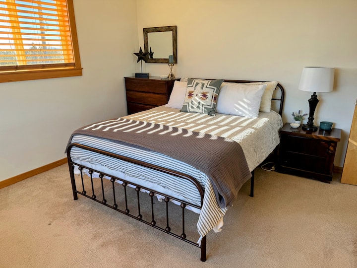 საძინებელი 1