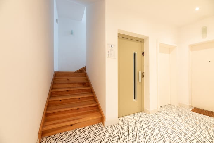2BR Duplex in Baixa-Chiado | AC & Elevator - Apartments for Rent