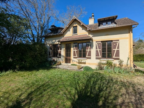 Maison coeur village Giverny (500m  Musée Monet)