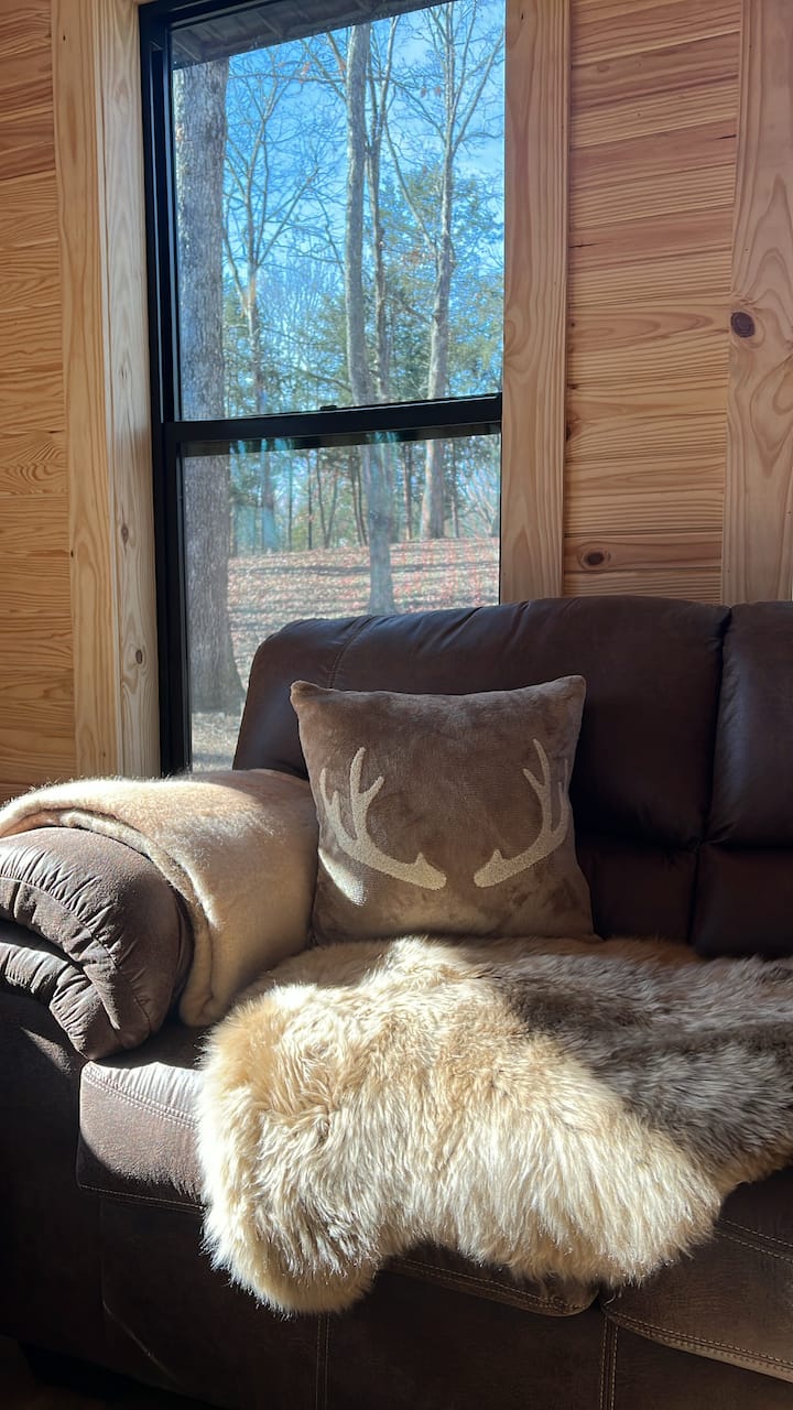 Escape To Timber Ridge | Cozy + Fire Pit - Arkansas