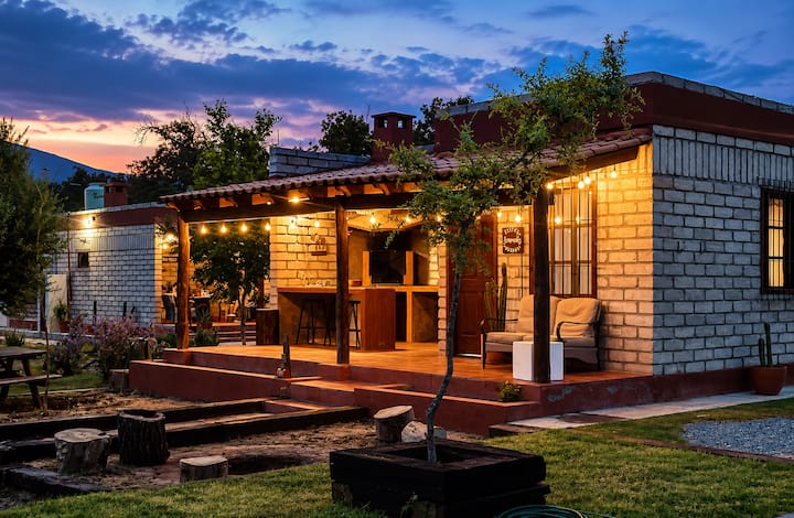 Beautiful cabin in the middle of town