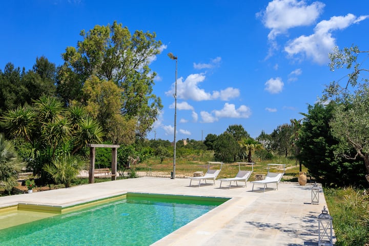 Villa Cisura Ranne: 2km From Sea With Heated Pool - Puglia