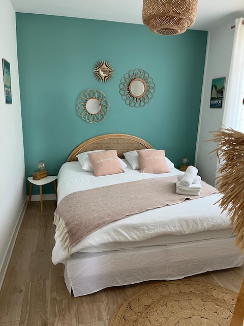 3-star oceanfront house