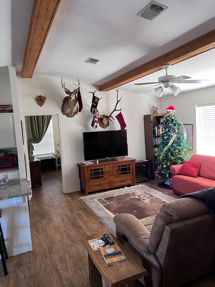 Llano House, A True Home And Covered Parking - Llano, TX