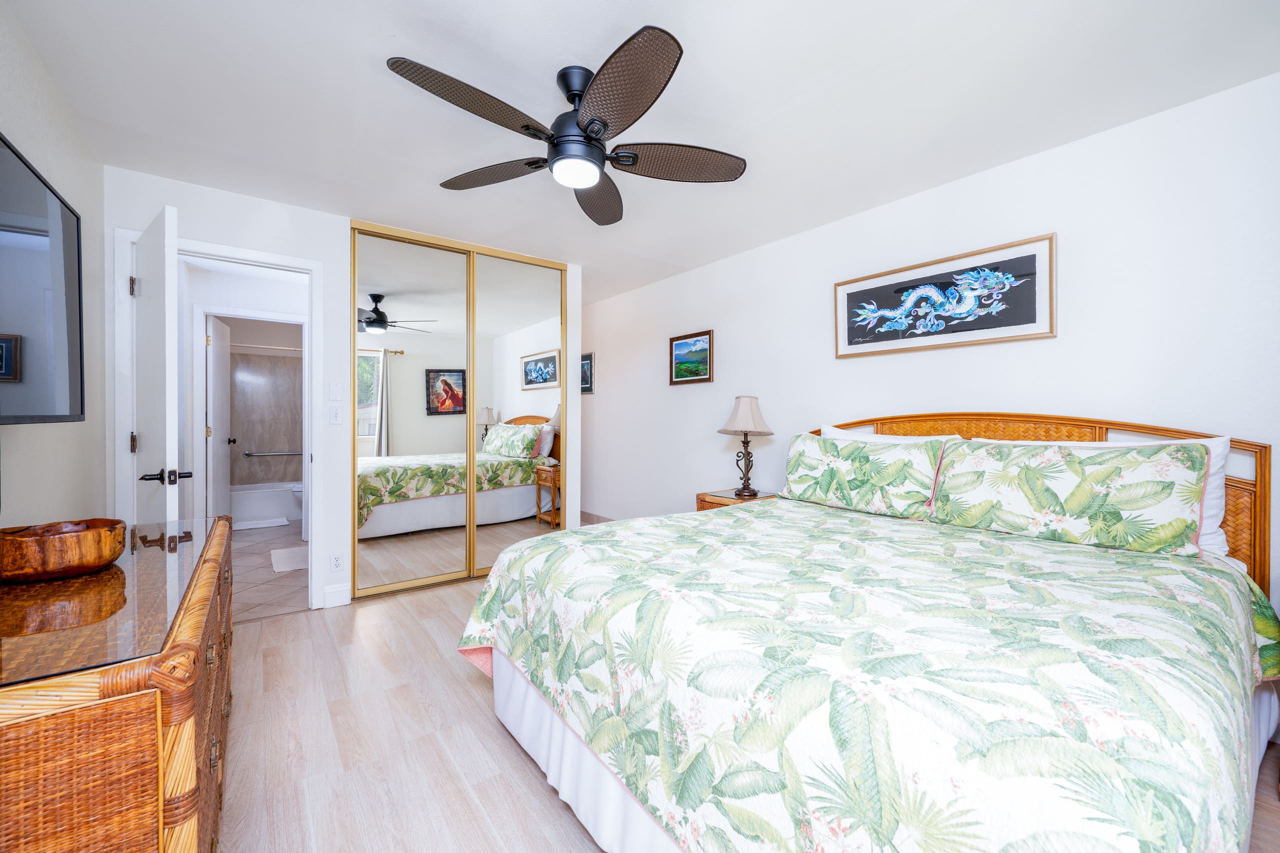 Condo in Kihei · ★4.92 · 1 bedroom · 2 beds · 2 baths - Image 4