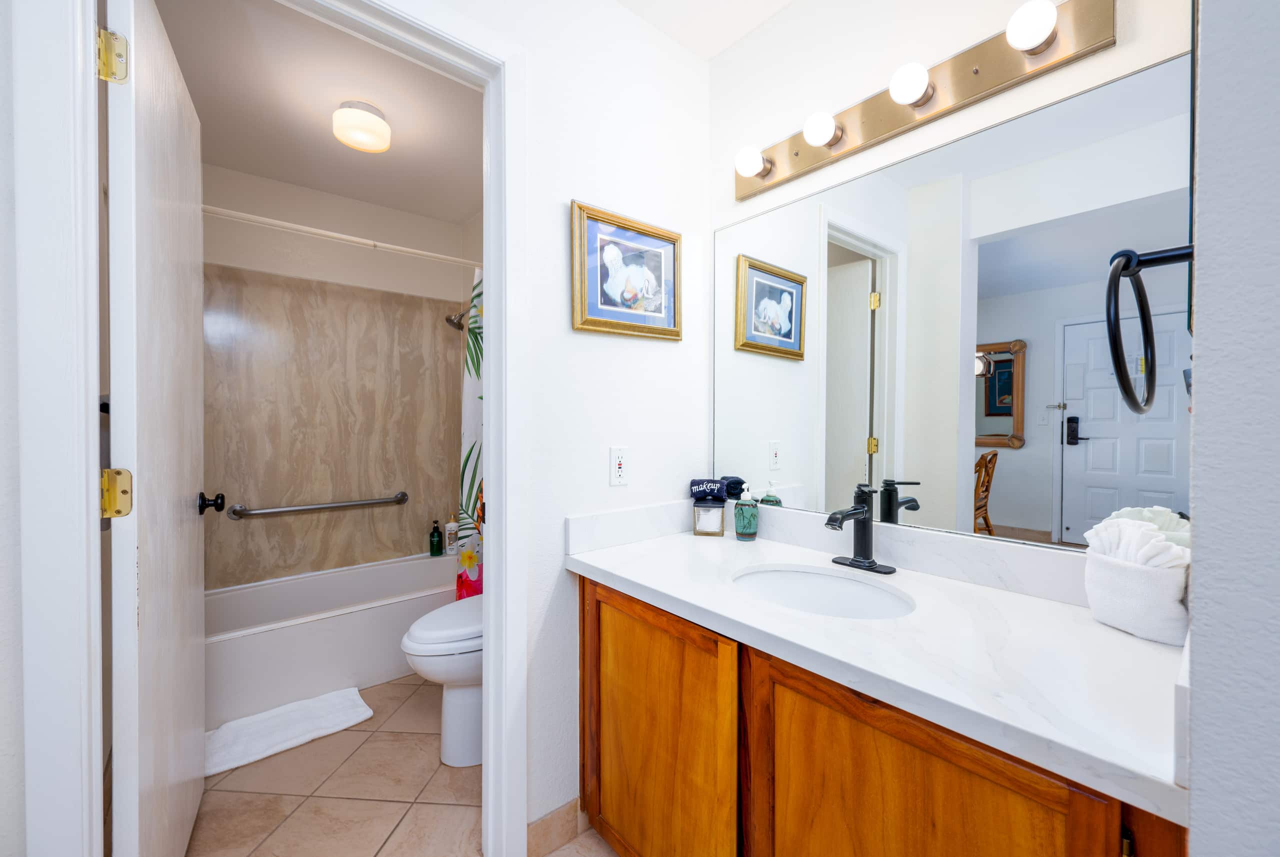 Condo in Kihei · ★4.92 · 1 bedroom · 2 beds · 2 baths - Image 13