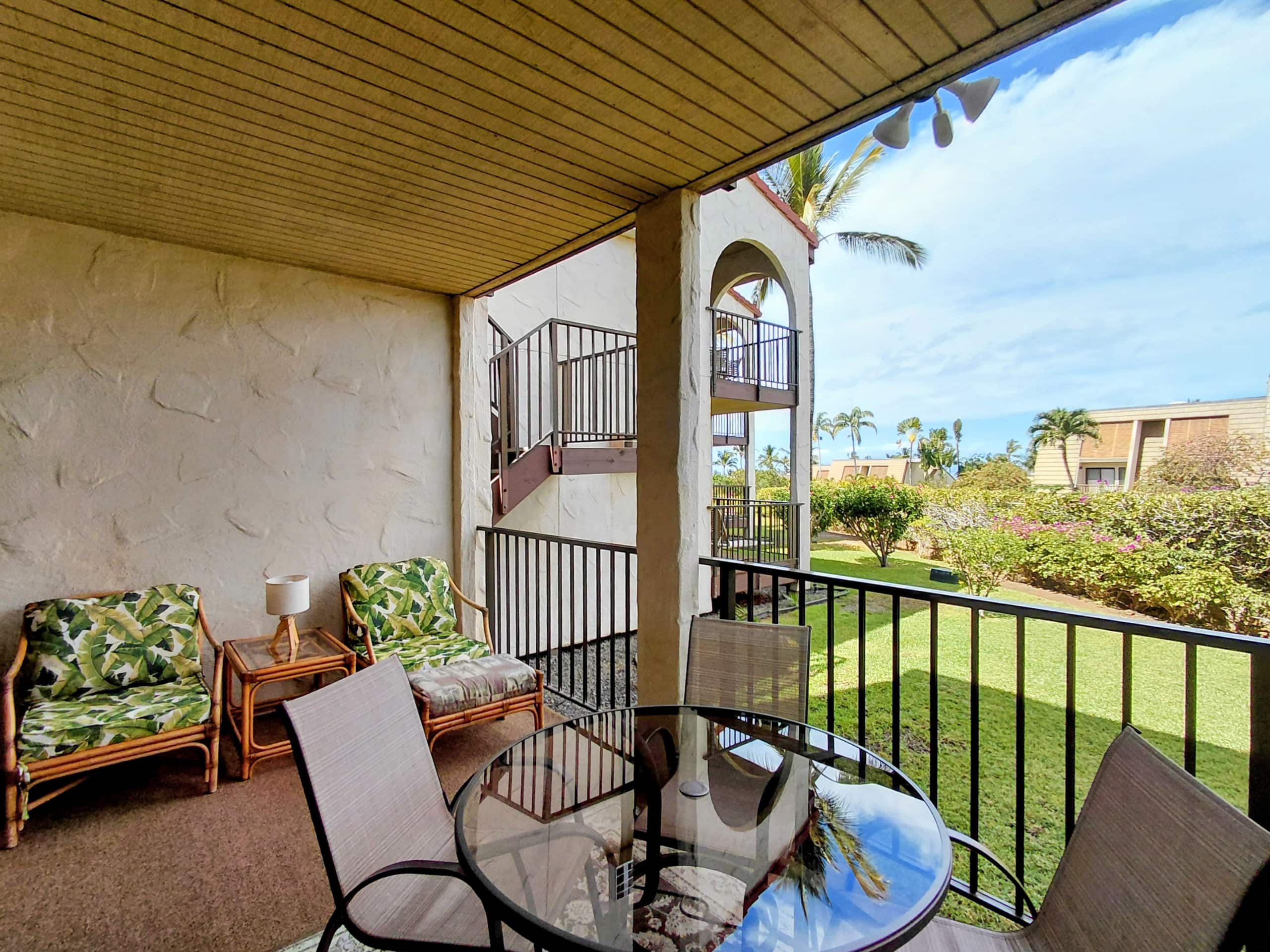 Condo in Kihei · ★4.92 · 1 bedroom · 2 beds · 2 baths - Image 17