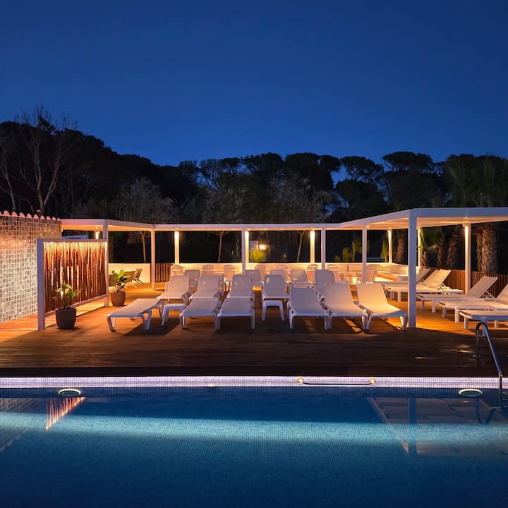 Montserrat 1, Grande Maison Avec Jardin Et Piscine - Costa Brava