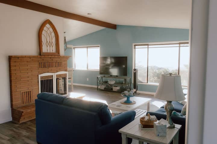 Hillside Haven (Ocean View) - Gold Beach, OR