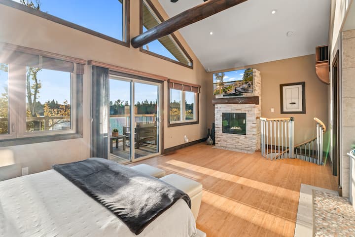 Master Bedroom with Walkout Balcony
