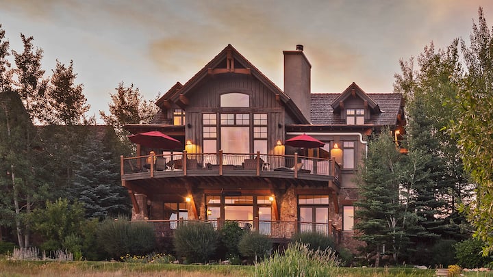Hot Tub + Close To Skiing - Rustlers Lodge - Steamboat Springs, CO