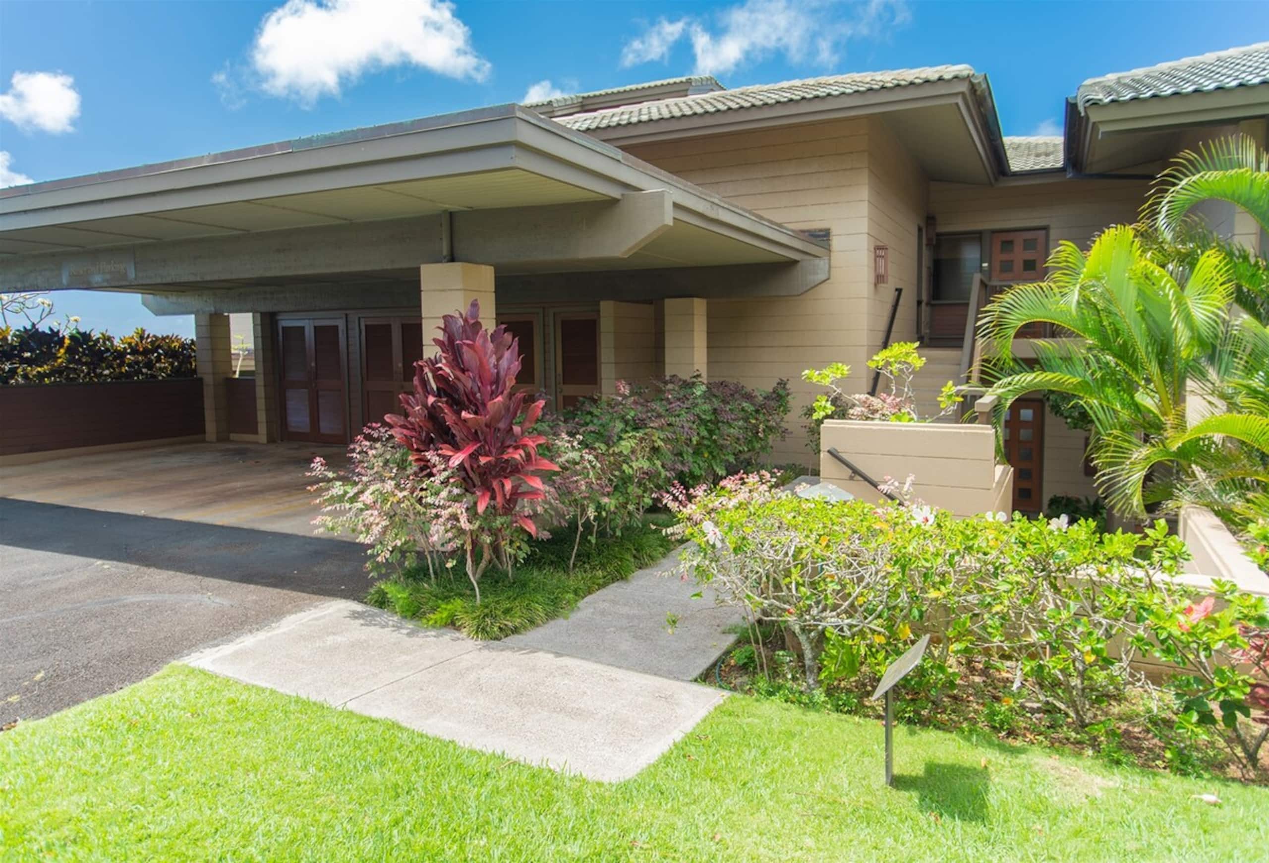 Villa in Lahaina · ★4.9 · 1 bedroom · 2 beds · 2 baths - Image 33