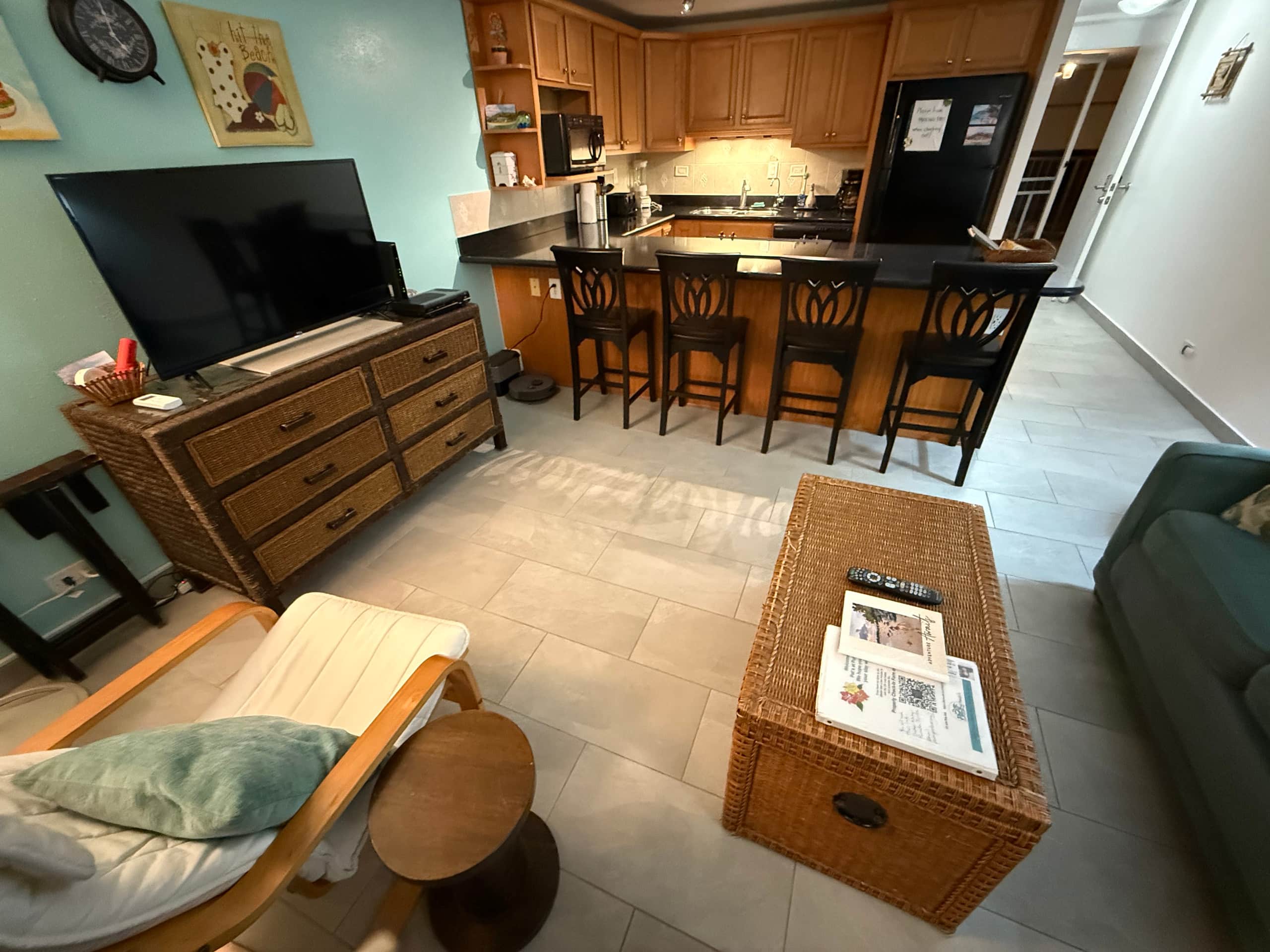 Condo in Hauula · ★4.82 · 1 bedroom · 2 beds · 1 private bath - Image 5
