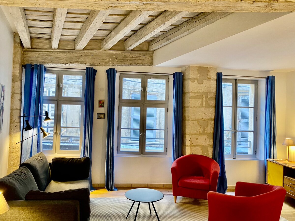 Airbnb performant: Hyper historic center, Air-conditioned à Avignon