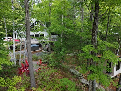 Book Fall Getaways: New Hot Tub, Sauna