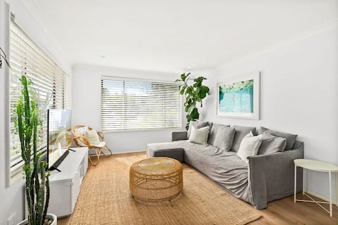 Blanco Beach House | Walk to beach & shops