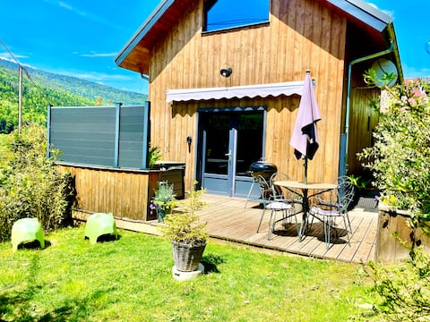 Chalet Jasmine - with private SPA & garden.