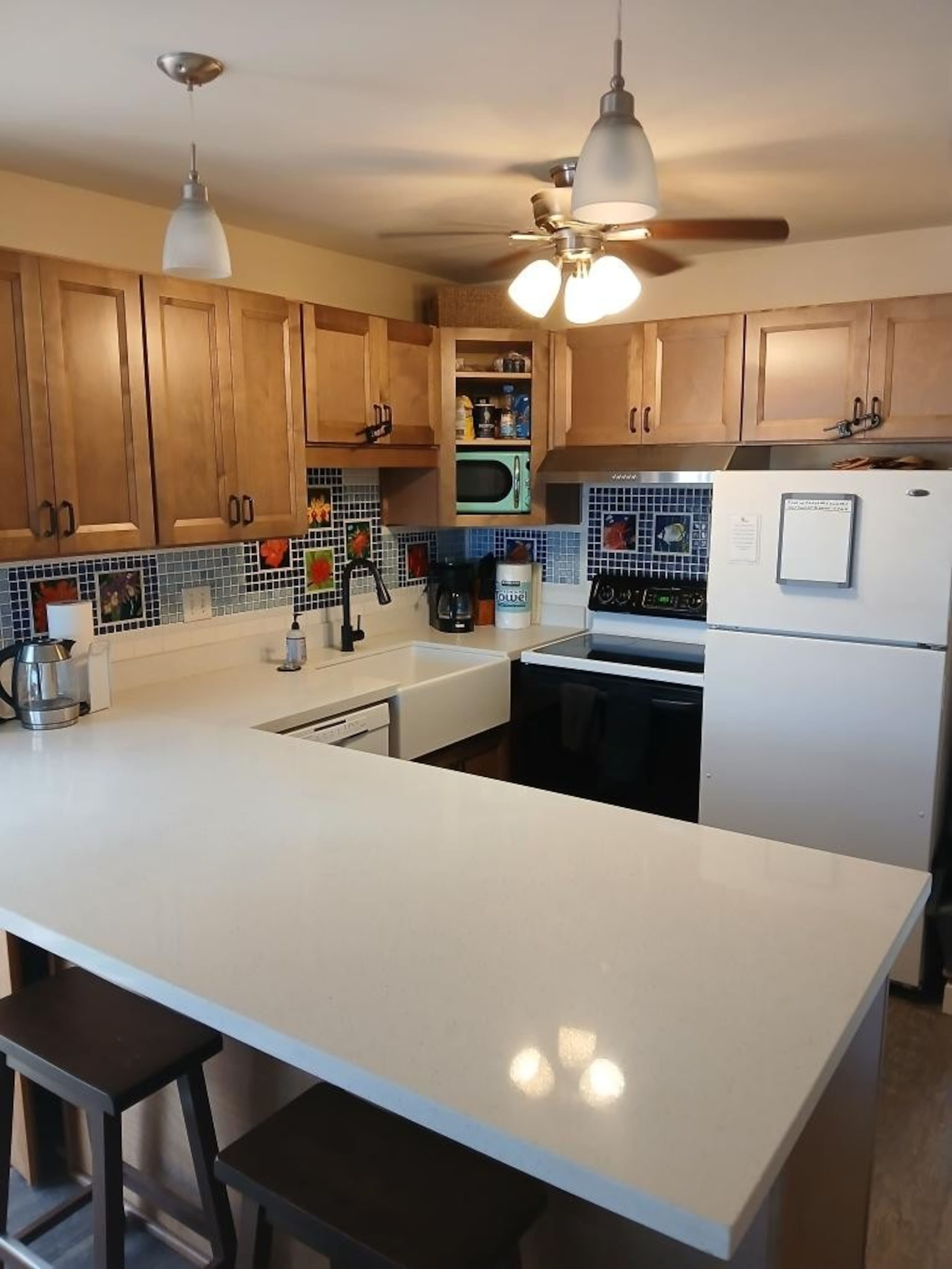 Condo in Lihue · ★4.67 · 2 bedrooms · 2 beds · 1.5 private baths - Image 2