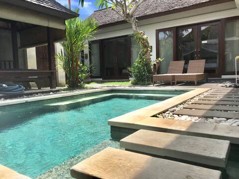 3 BEDROOMS VILLA 2 SOFA BEDS