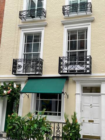Elegant Mayfair Townhouse Steps off Bond Street W1 gallery image 4