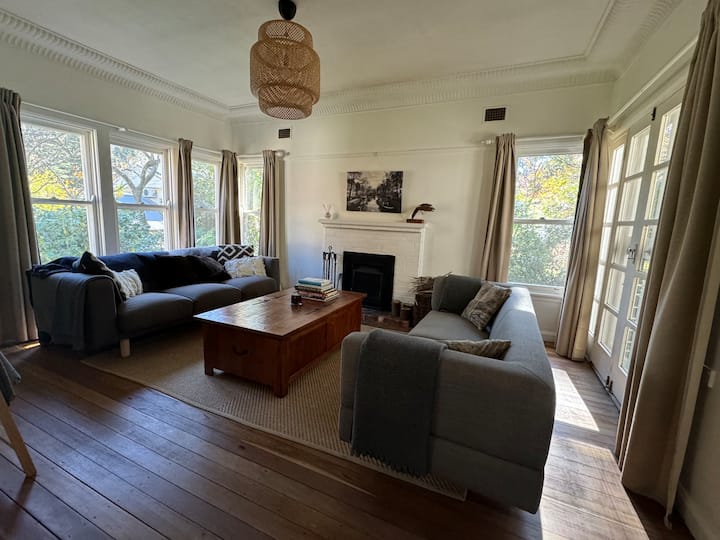 Red Leaf Cottage (Leura) *With Real Fireplace* - Leura