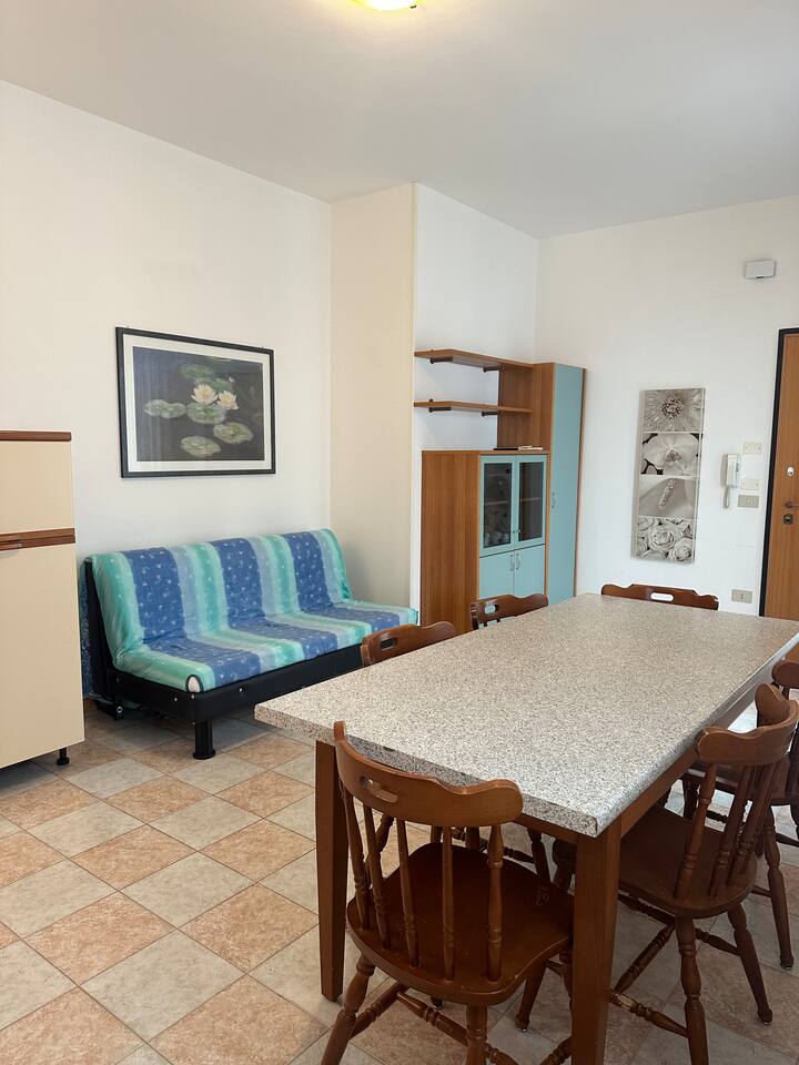 App 2 Camere 2 Min Dalla Spiaggia - Jesolo