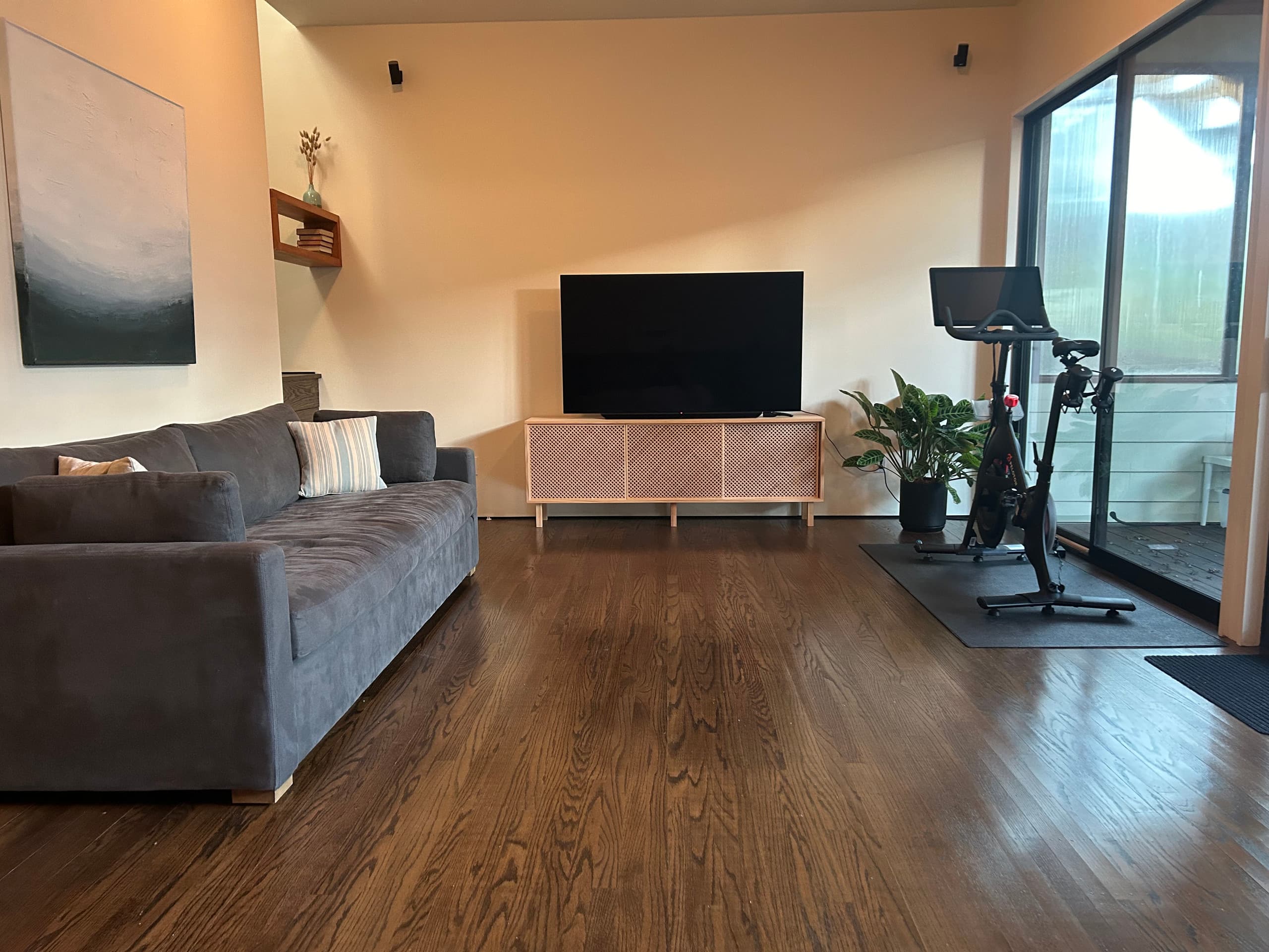 Home in San Francisco · ★5.0 · 3 bedrooms · 2 beds · 2 baths - Image 8