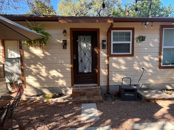 La Casita Private & Quiet With Great Location Area - Olmos Park, TX