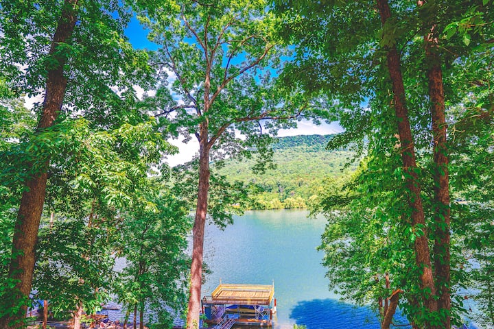 Waterfront View | Mini Golf | Firepit | Pool Table - Houses for