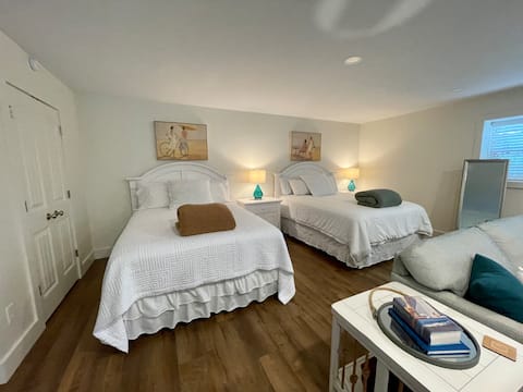 Guesthouse Suites (C)