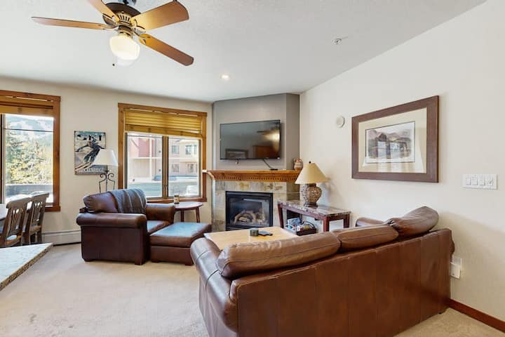 Mountain 2br With Pool & Hot Tubs, Walk To Lifts - Breckenridge, CO