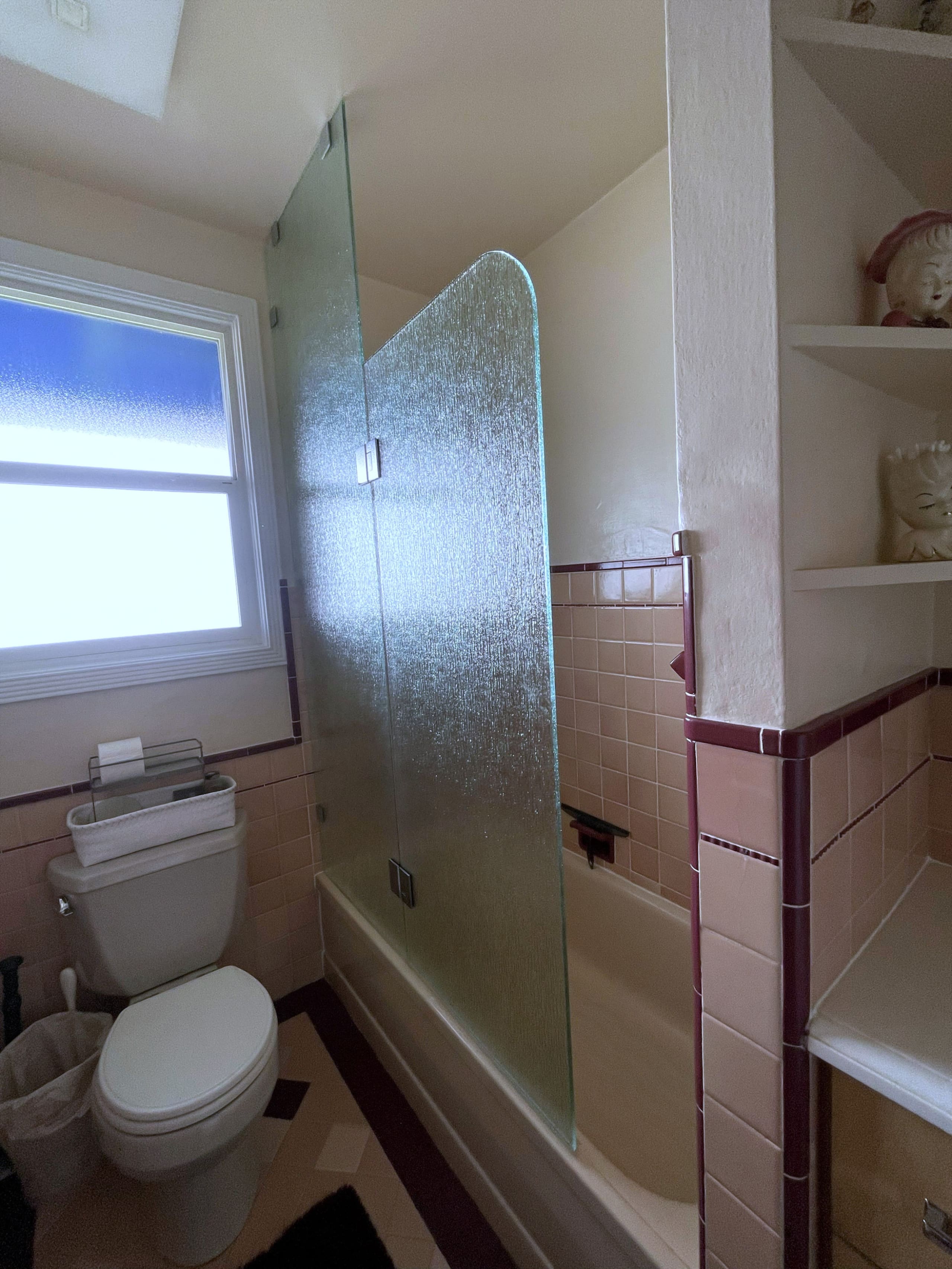 Home in San Francisco · ★4.95 · 2 bedrooms · 2 beds · 1 bath - Image 52
