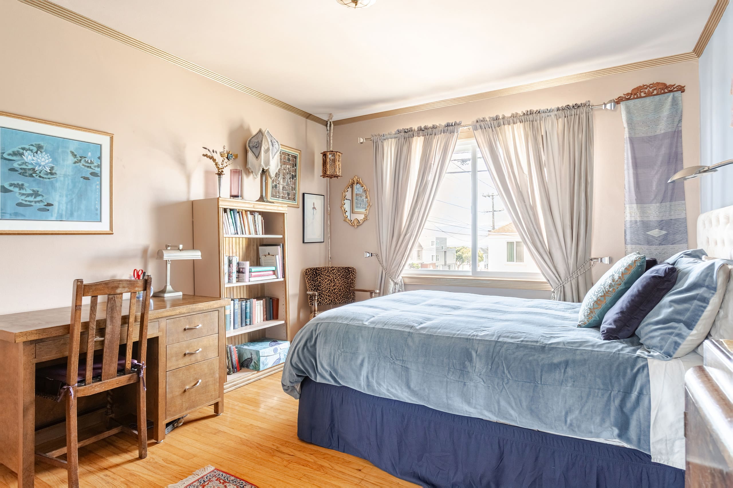 Home in San Francisco · ★4.95 · 2 bedrooms · 2 beds · 1 bath - Image 41