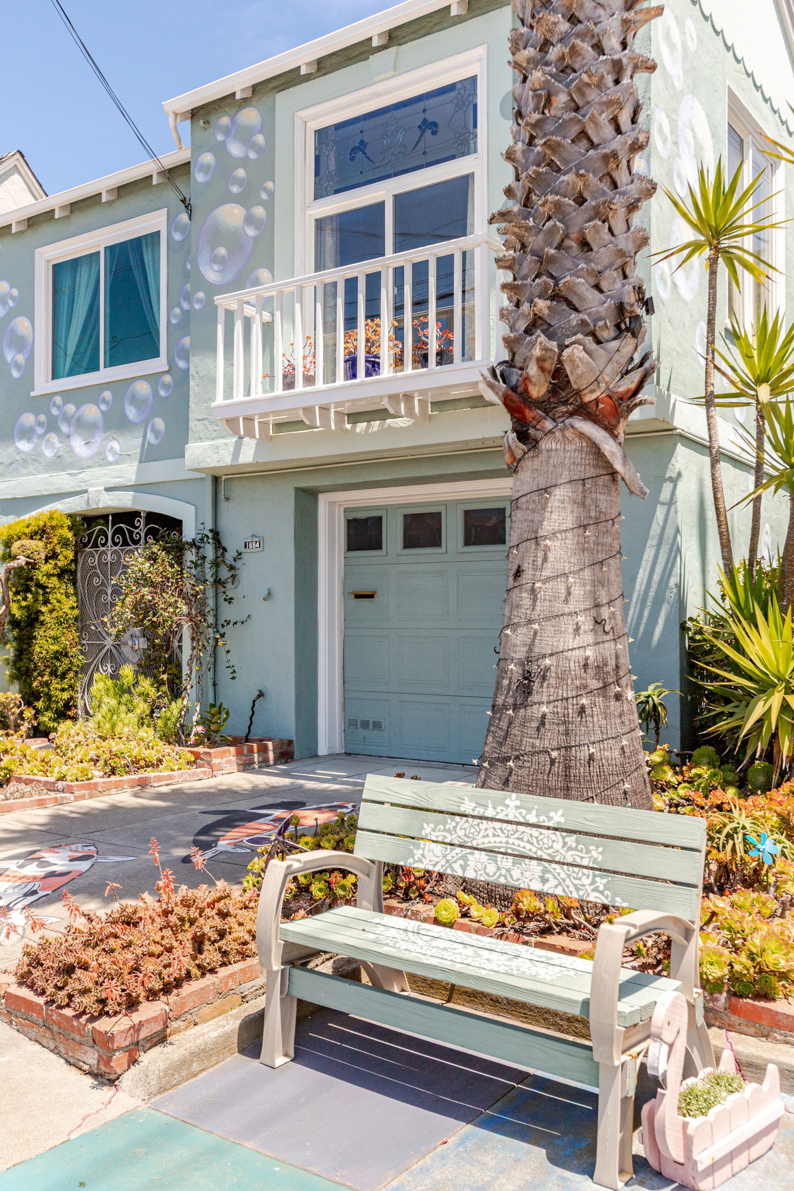 Home in San Francisco · ★4.95 · 2 bedrooms · 2 beds · 1 bath - Image 61