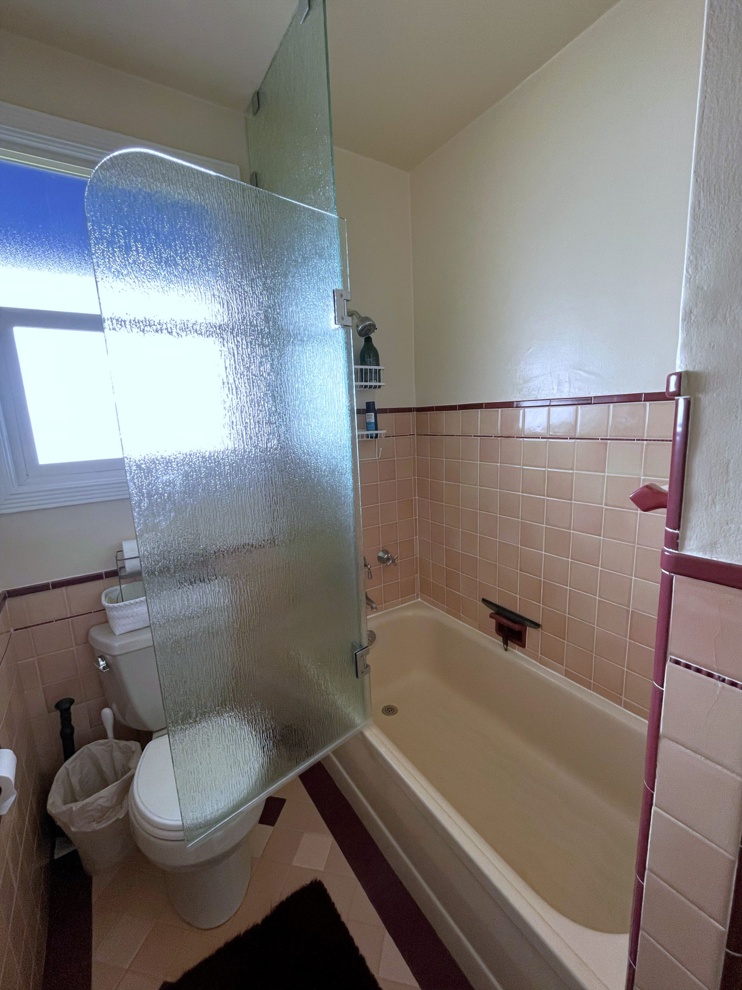 Home in San Francisco · ★4.95 · 2 bedrooms · 2 beds · 1 bath - Image 53