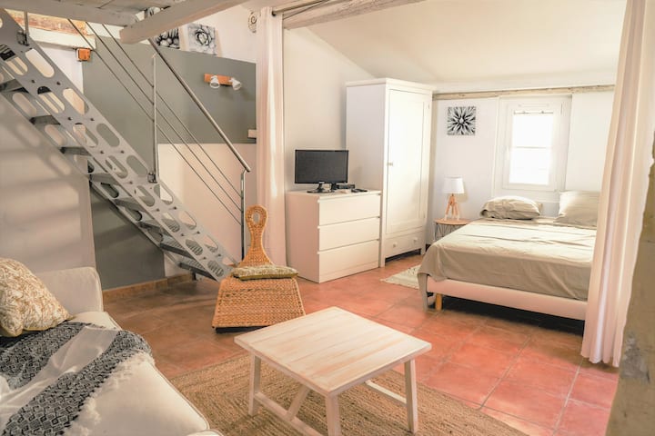 Appartement Atypique En Plein Cœur D'avignon - Aviñón