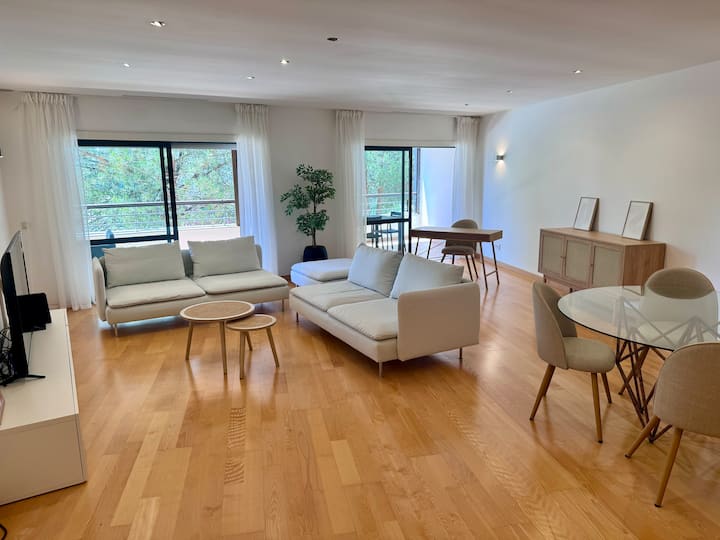 Marina Bright T2 Apartment - Lagos, Portugal