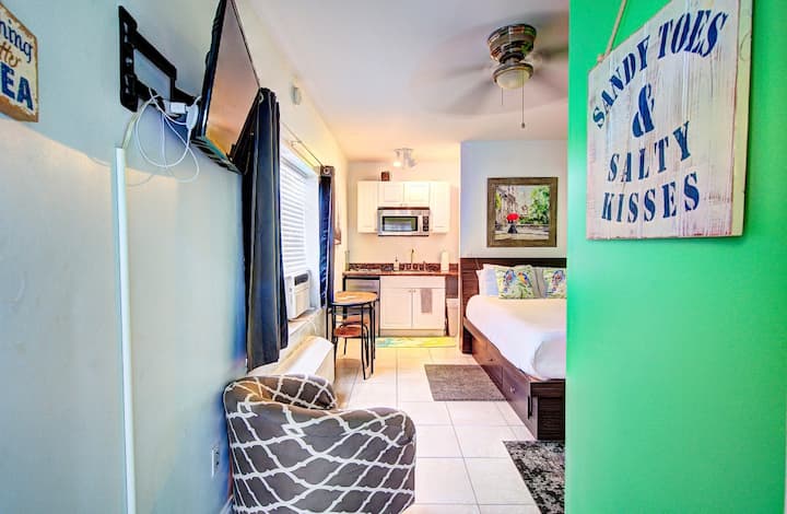 306. 1 Blk To Beach Grnd Flr Studio Private Patio - Fort Lauderdale, FL