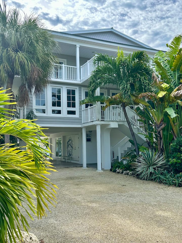 Luxury Waterfront Islamorada Home - Islamorada, FL
