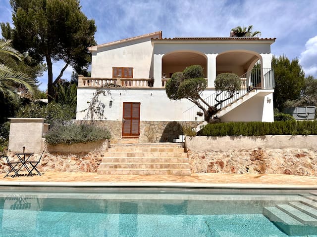 Casa Ines – Mediterranean Beach House