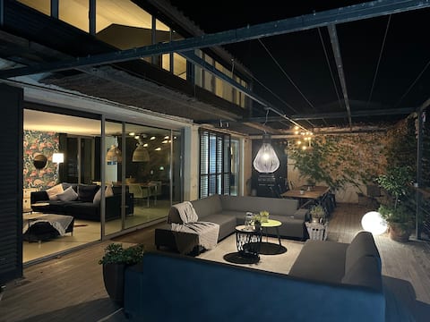 Montiro House Private villa with pool and jacuzzi