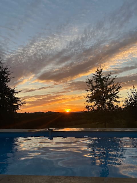 Country House with Pool and Pool House