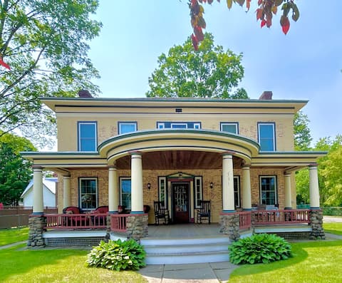 Historic Home Close to Great Sacandaga Lake