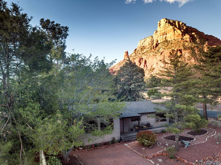 Meadow Lark Trail 3bd 2ba W/ Jacuzzi In The Best Location - Sedona, AZ