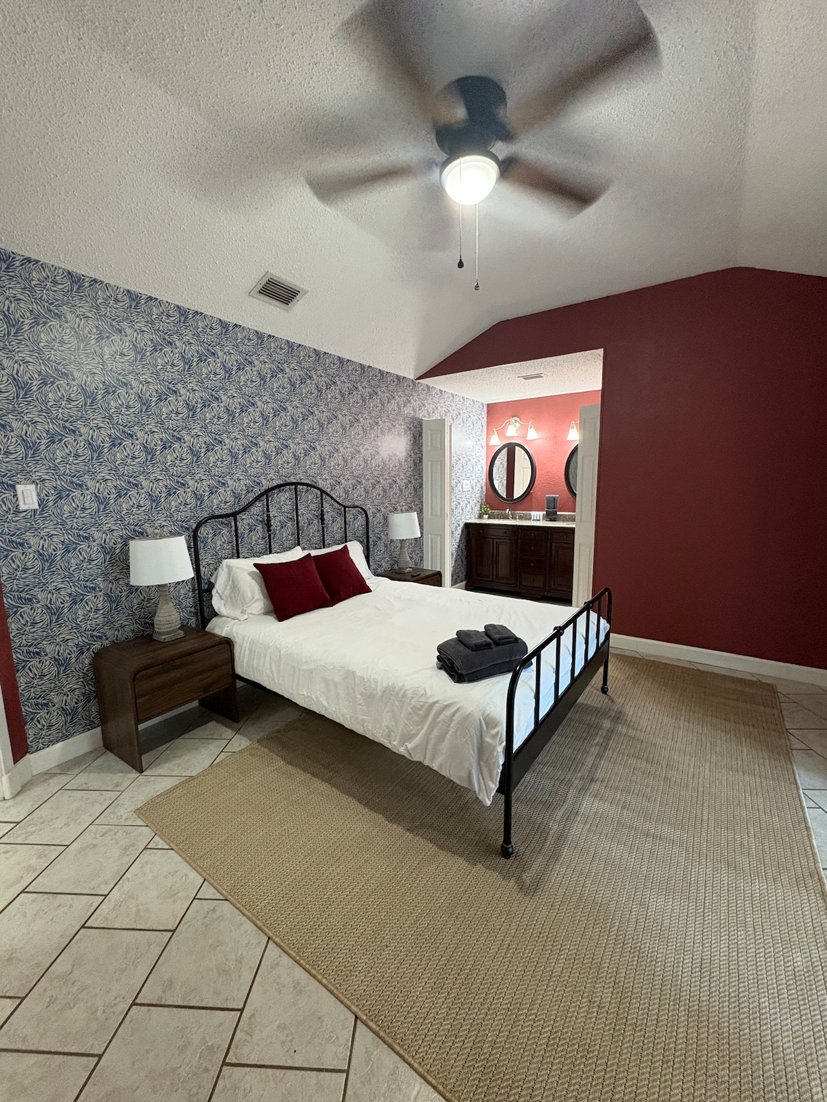 غرفة النوم 1