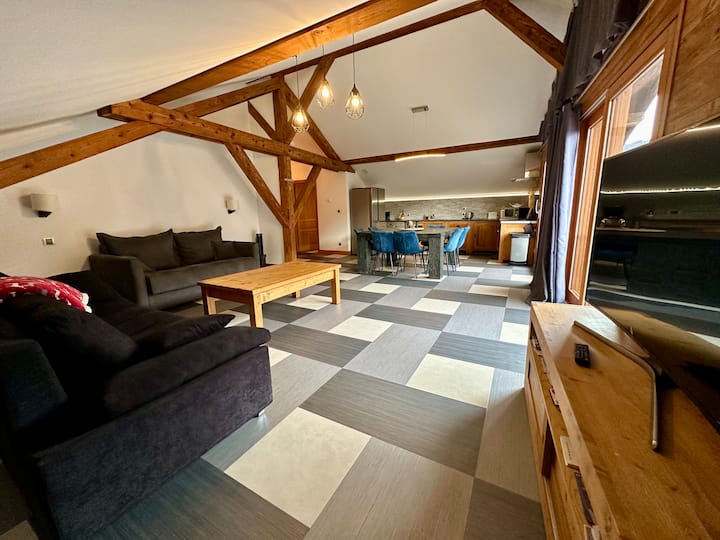 La Méjon De L’incoura, Gîte Avec Spa Pour 8 Pers - Savoie