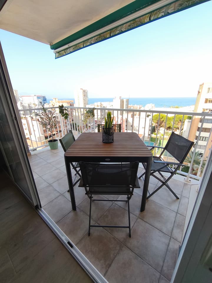 Moderno Apartamento Con Vistas En 2 Línea De Playa - El Campello